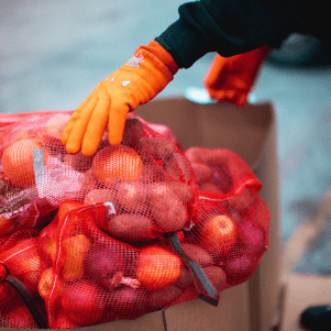 Fresh produce distribution and transport