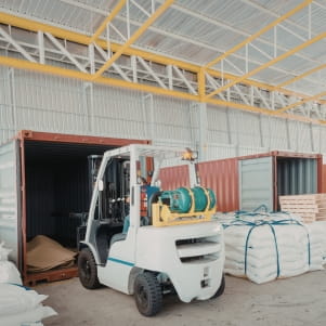 Operation in a food warehouse