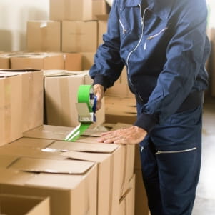 Packaging in a warehouse