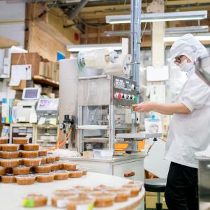 Packaging food products